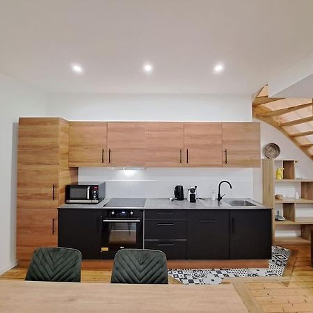 Апартаменты Antibes, Duplex Lumineux Реймс Экстерьер фото