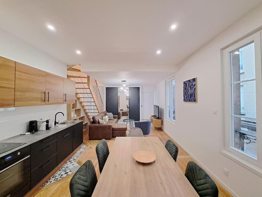 Апартаменты Antibes, Duplex Lumineux Реймс Экстерьер фото